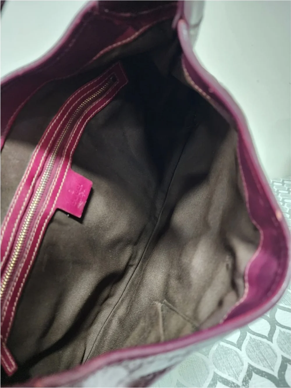 GUCCI Guccissima Leather Jackie O Hobo Bag Burgundy